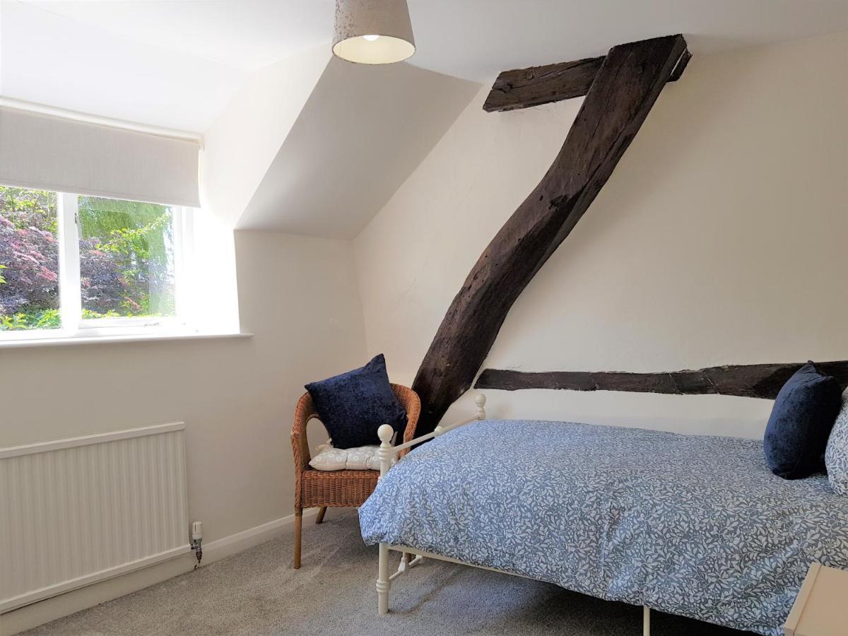 Cruck Cottage 피커링 외부 사진
