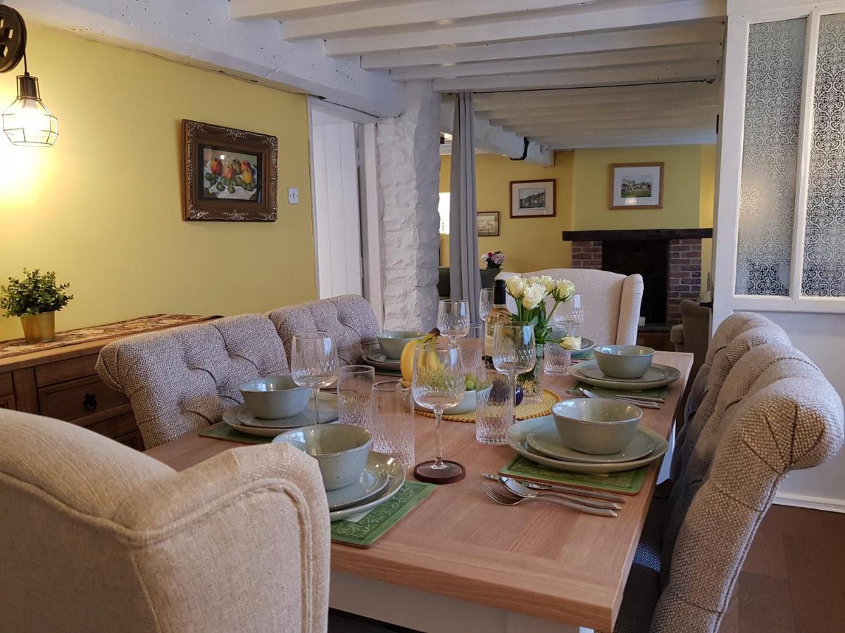 Cruck Cottage 피커링 외부 사진