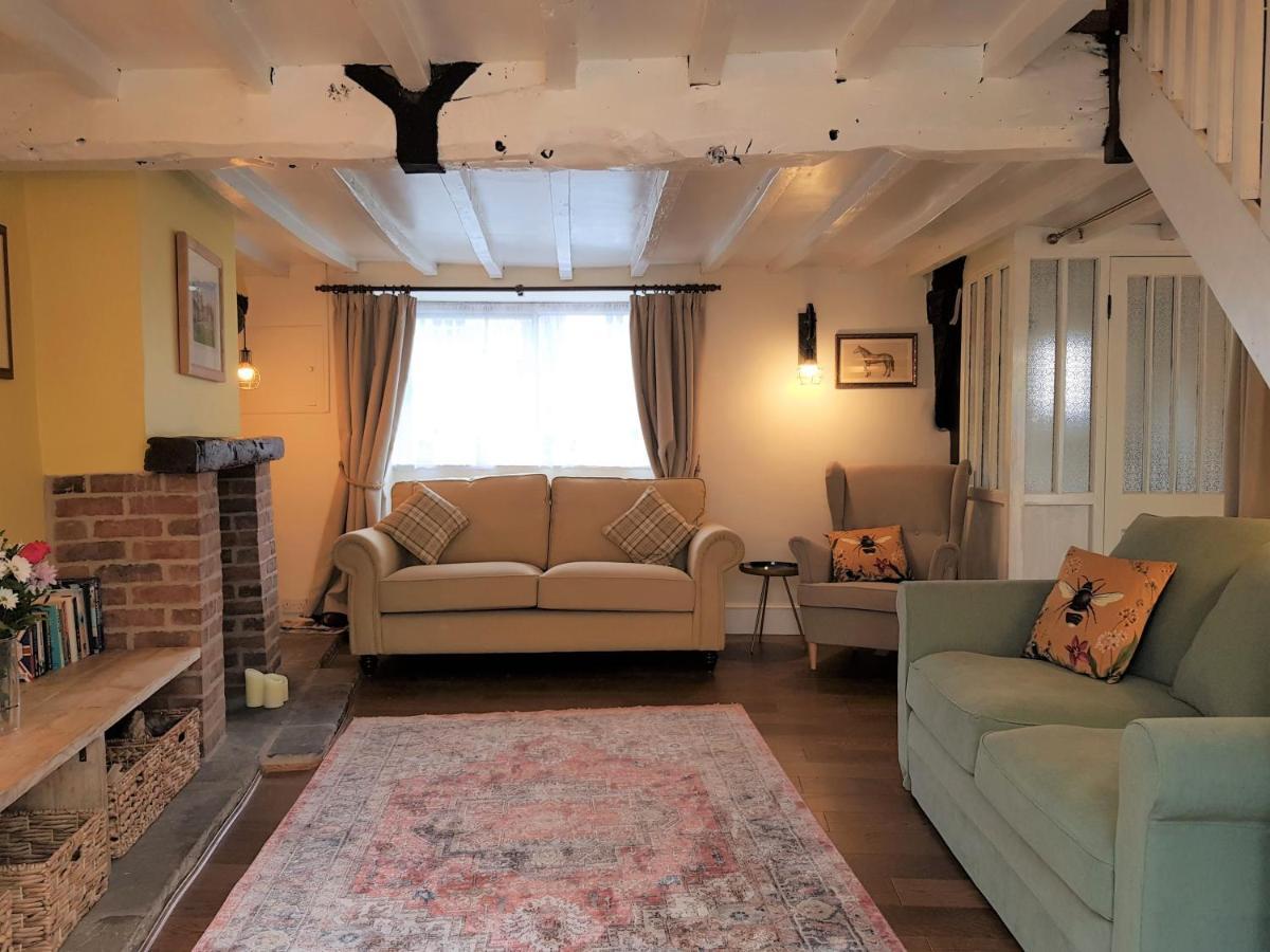 Cruck Cottage 피커링 외부 사진