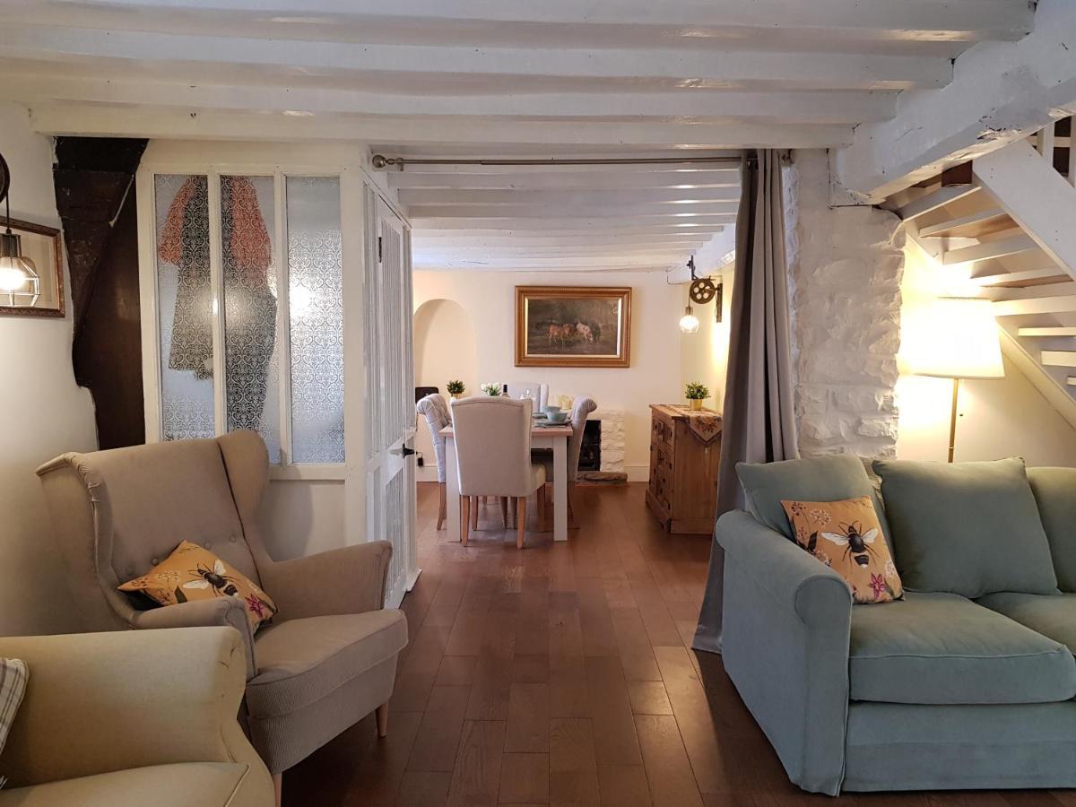 Cruck Cottage 피커링 외부 사진