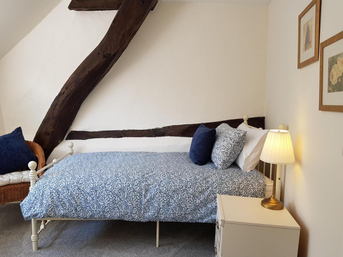 Cruck Cottage 피커링 외부 사진